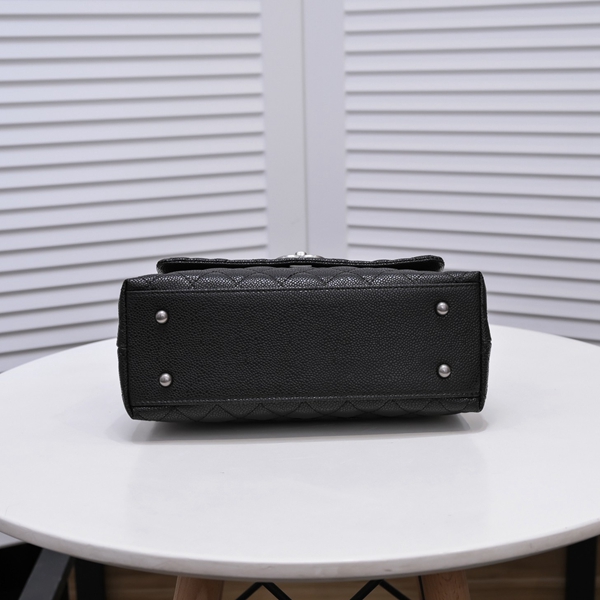 シャネルバッグ内部構造